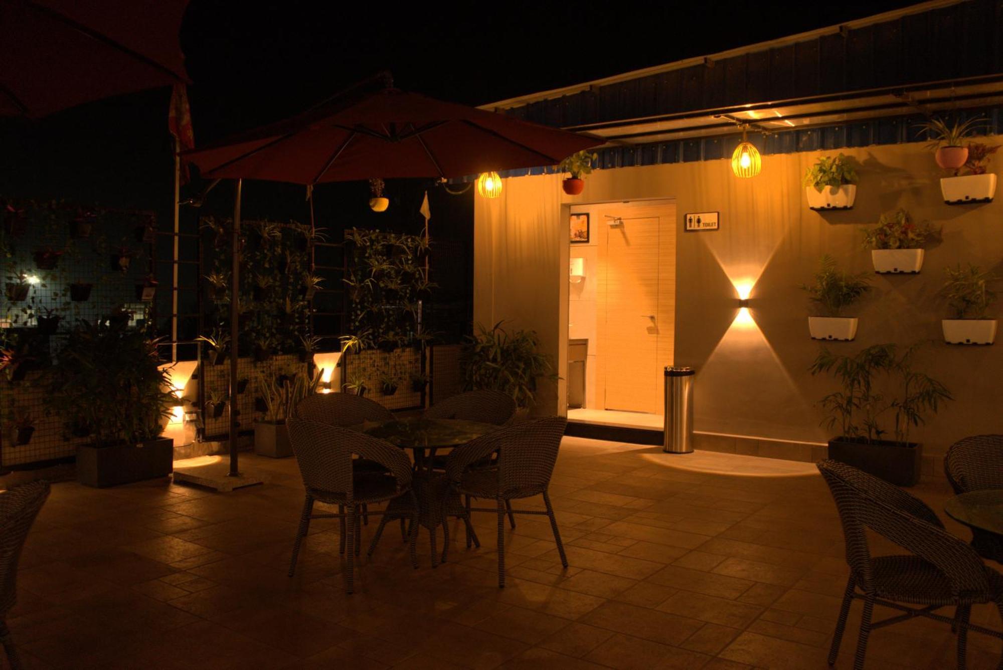 Hotel Tanisha Kishanganj Luaran gambar